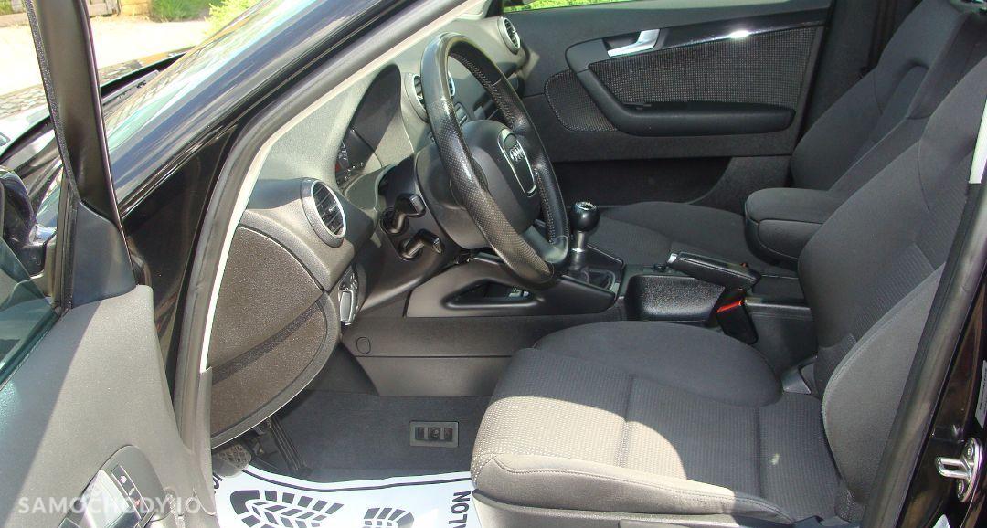 Audi A3 SPORTBACK 5 Drzwi Klimatr NAVI Tempom 6 bieg Felgi 16\'\' Serwis CZARNY. 2
