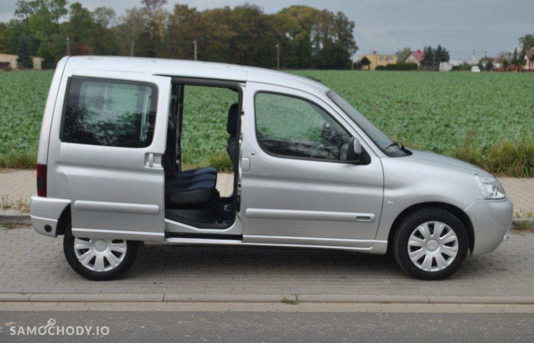 Citroën Berlingo 1,6 benzyna gaz multispece klimatyzacja 2 x boczne drzwi opłacony 2