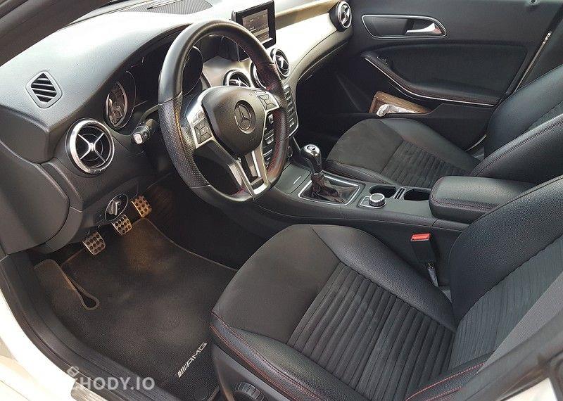 Mercedes-Benz CLA 1,6i 156KM CLA 200 AMG Styling Panorama Bi Xenon Alu Navi Fv23% 29