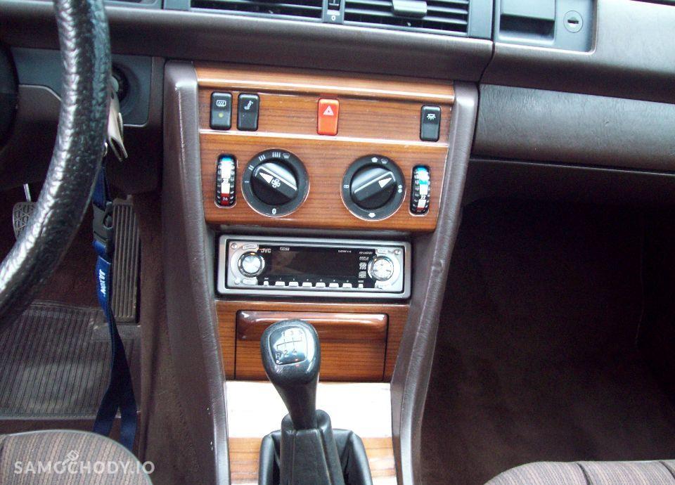 Mercedes-Benz Klasa E Gratka dla miłośników klasyki lat osiemdziesiątych małe 46