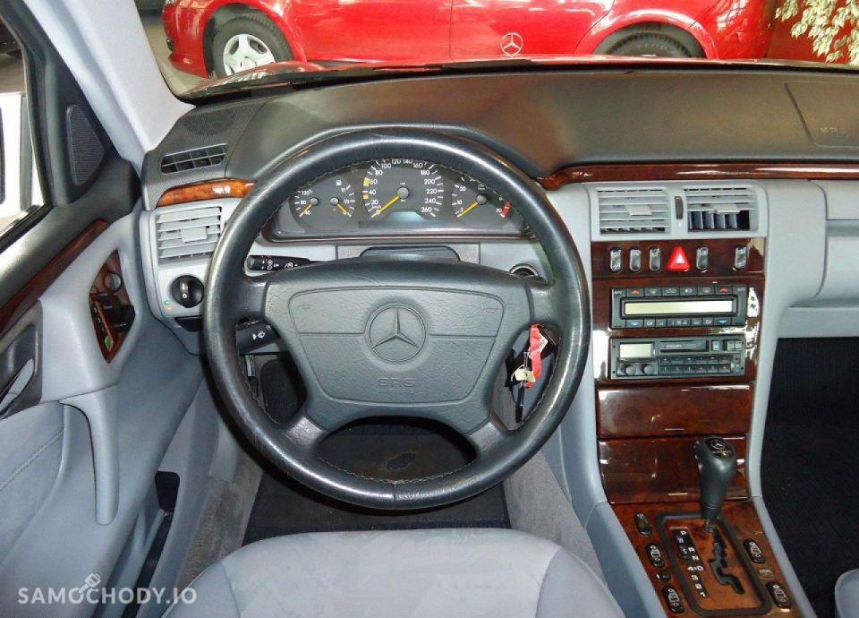 Mercedes-Benz Klasa E opłacony, bezwypadkowy, serwisowany 56