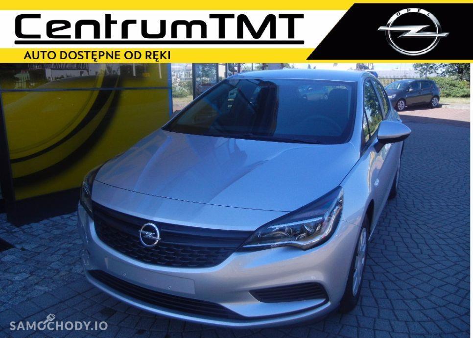 Opel Astra Nowy Essentia 1.4 100 KM doposażona Autoryzowany Dealer Opel 1