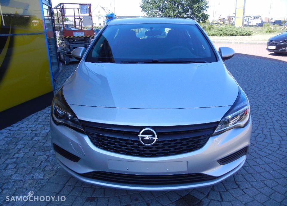 Opel Astra Nowy Essentia 1.4 100 KM doposażona Autoryzowany Dealer Opel 11