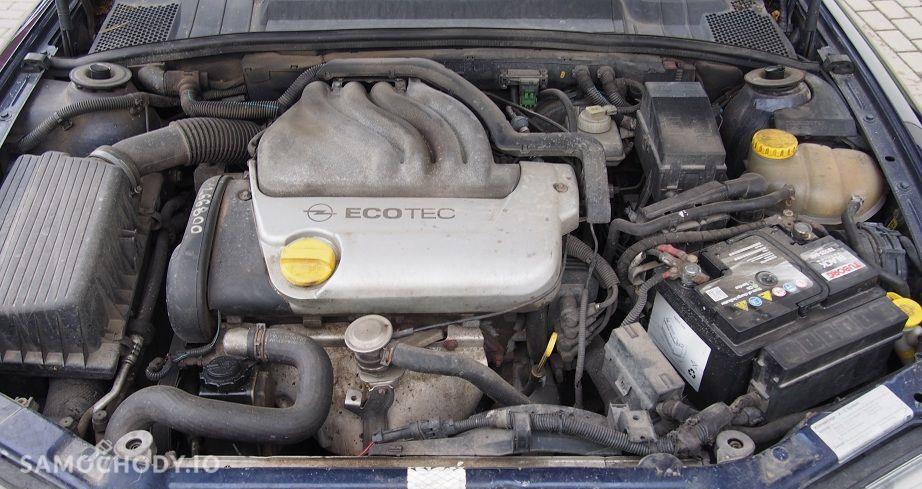 Opel Vectra zadbane wnetrze ,klimatyzacja alufelgi,hak,nowy rozrzad 67