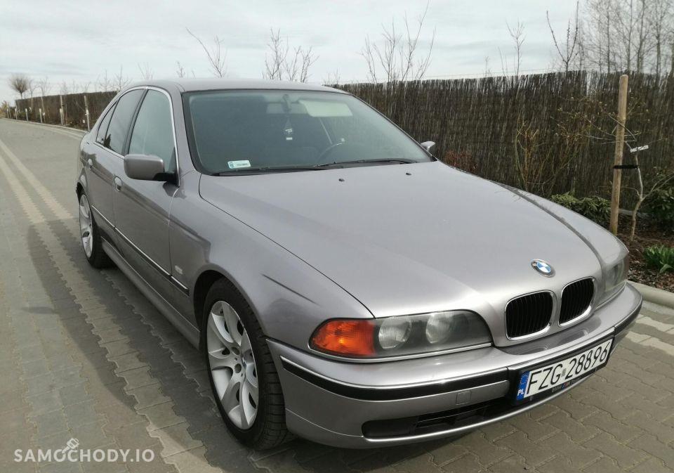 BMW Seria 5 E39 (1996-2003) Hak Skóra Alusy 1997r. małe 2