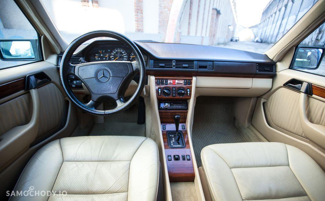 Mercedes-Benz 280 klasyk , klima , podgrzewane siedzenia  4