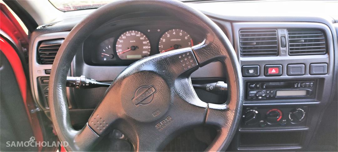 Nissan Almera N15 (1995-2000) samochód uszkodzony 4
