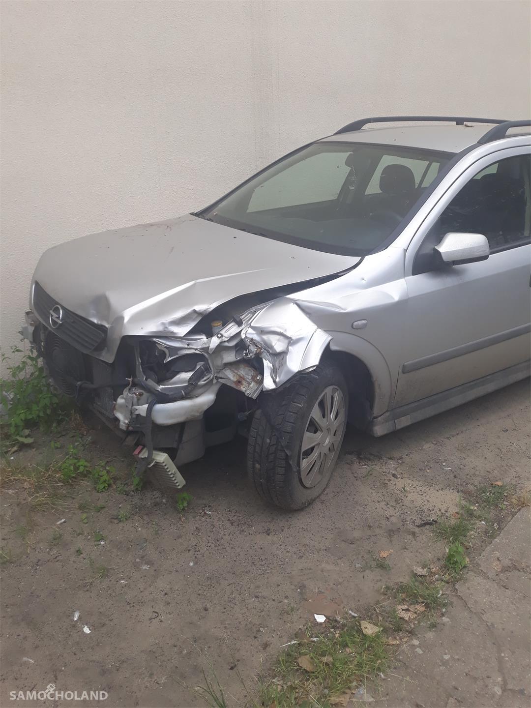 Opel Adam Opel astra g rok 2001 uszkodzona klapa przednia zderzak błotnik lewy silnik odpala opłaty do konca roku tel 883 435 604 2