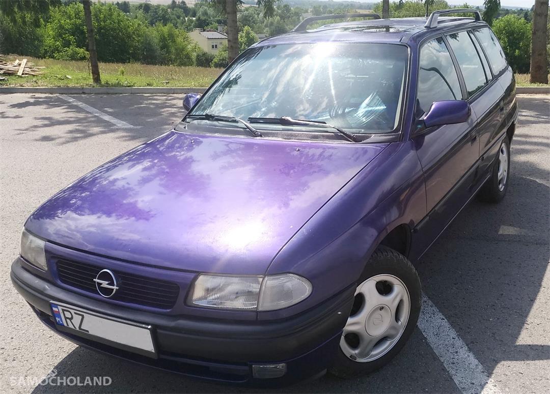 Opel Astra F (1991-2002)  4