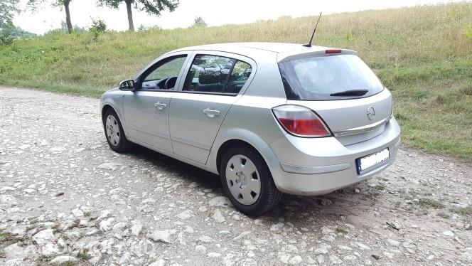 Opel Astra H (2004-2014) Opel Astra H 11