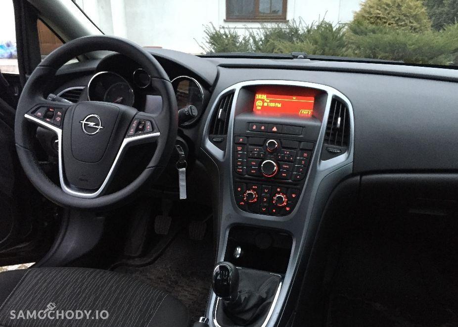 Opel Astra J (2009-2015) 1.7 diesel 110KM, rok 2013, Black, Clima 4