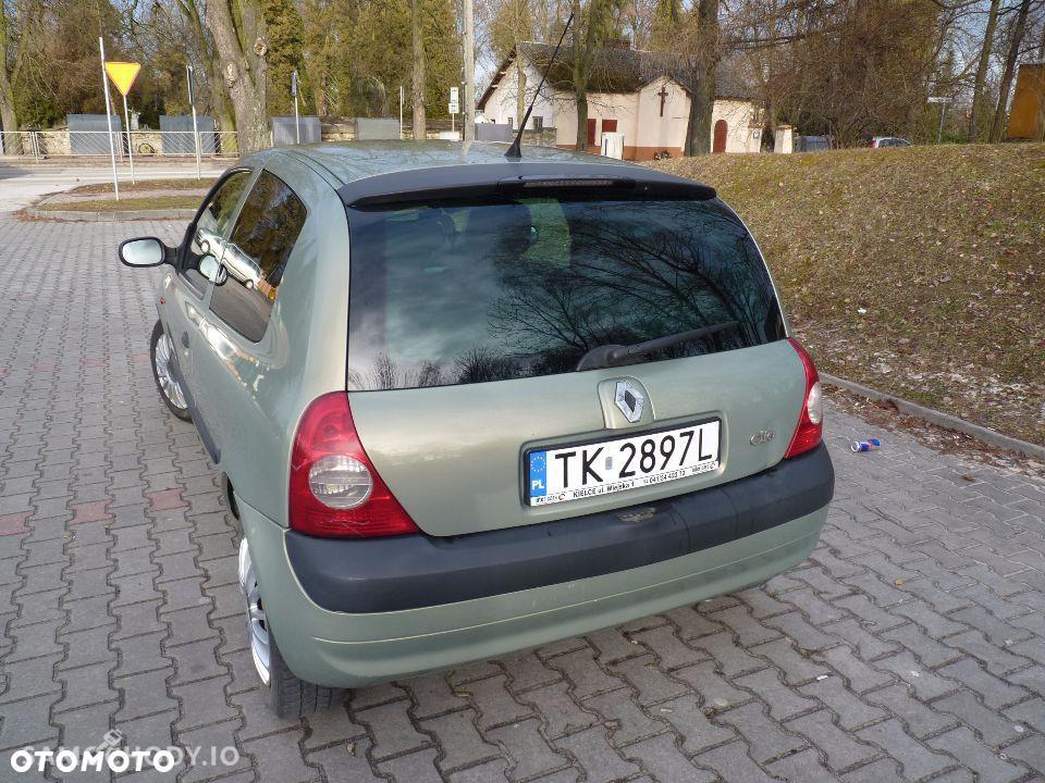 Renault Clio II (1998-2012) Benzyna 1.4 100KM 2001r. 2