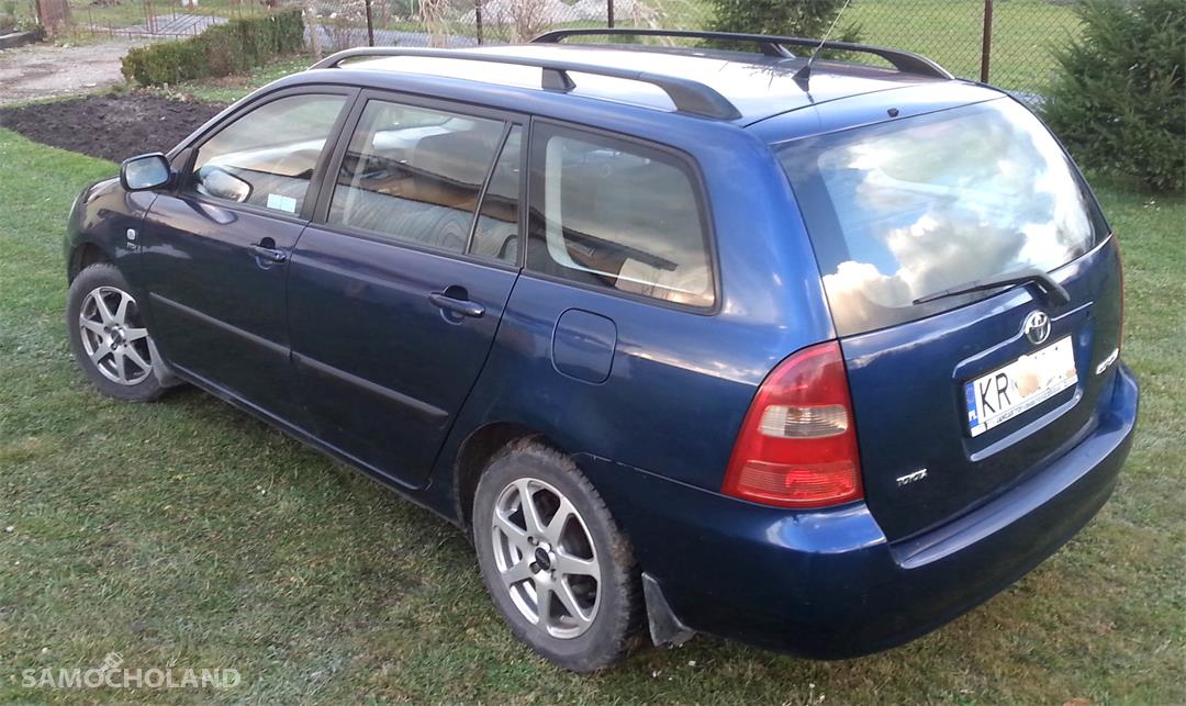 Toyota Corolla Seria E12 (2001-2007) kombi, garażowana, mały przebieg  1