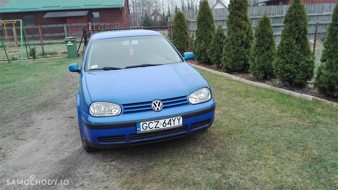 Volkswagen Golf IV (1997-2006)  7