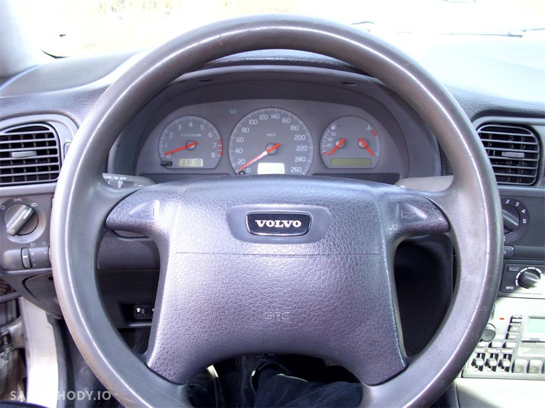 Volvo S40 I (1995-2004) Volvo S40, 1998, poj. 2.0, 136 KM, benzyna+gaz, hak 4