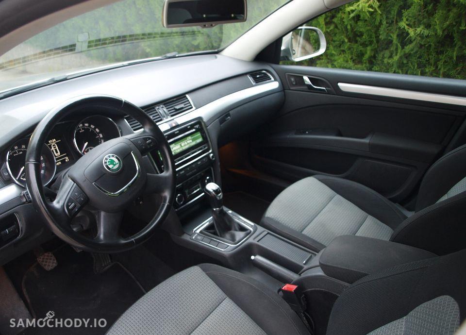 Škoda Superb 2,0 TDI Elegance, Xenon. 22