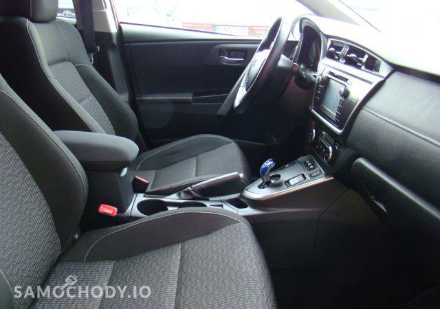 Toyota Auris 1.8HSD Kamera Gwarancja / Salon Toyota Elbląg 22