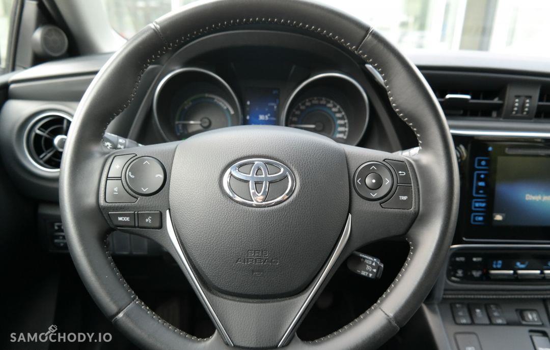Toyota Auris Hybrid 135 Comfort + Style 16