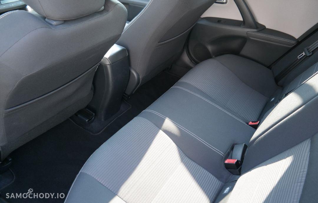 Toyota Avensis 1.8 Premium 29