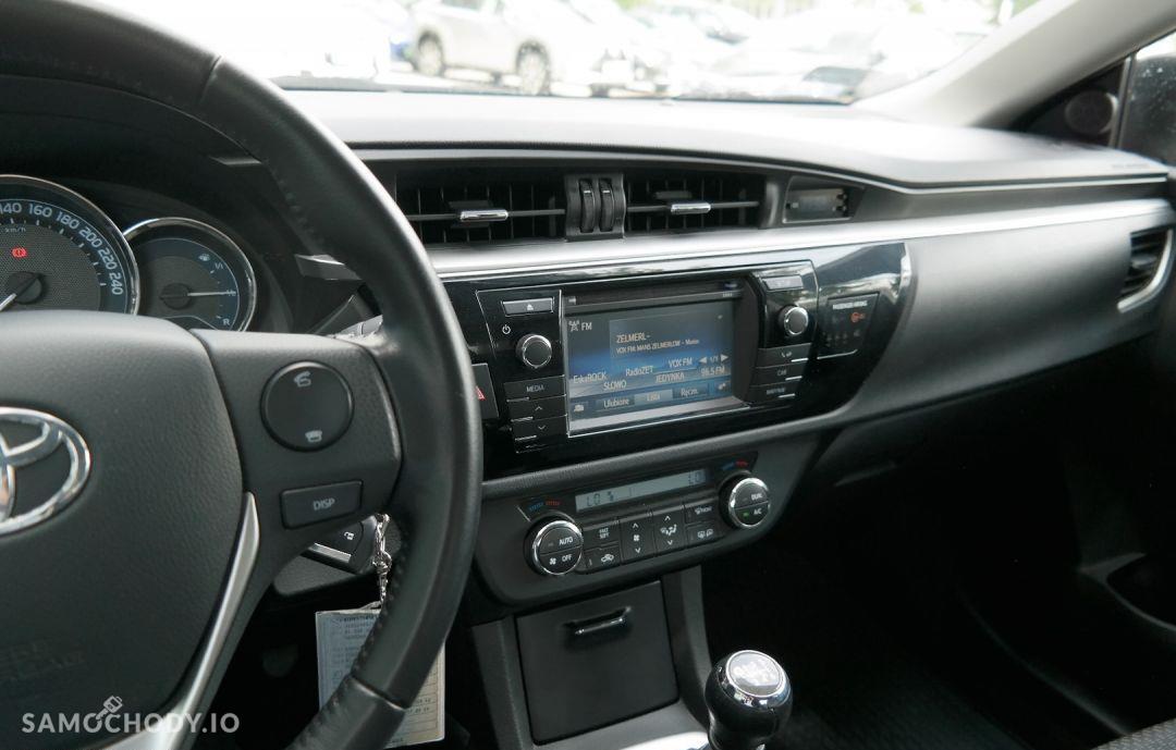 Toyota Corolla 1.6 Premium małe 46