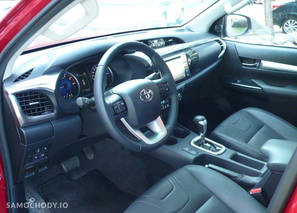 Toyota Hilux 2.4 SR5 4x4 aut Navi, Demo, serwis ASO, VAT 23% 16