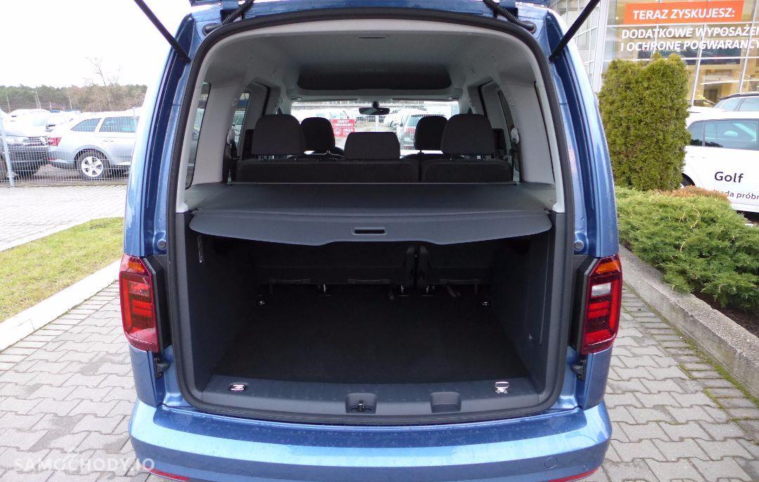 Volkswagen Caddy Trendline 2.0 TDI 102KM navi ksenony podgrzewane fotele 22