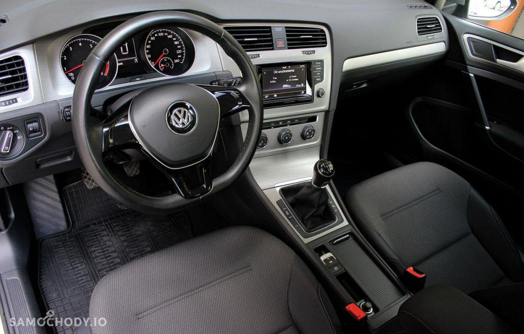 Volkswagen Golf Comfortline 1.2 TSI 105 KM 6-G 2015 rok. 16