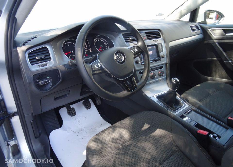 Volkswagen Golf 1.6 TDI BMT Comfortline 29