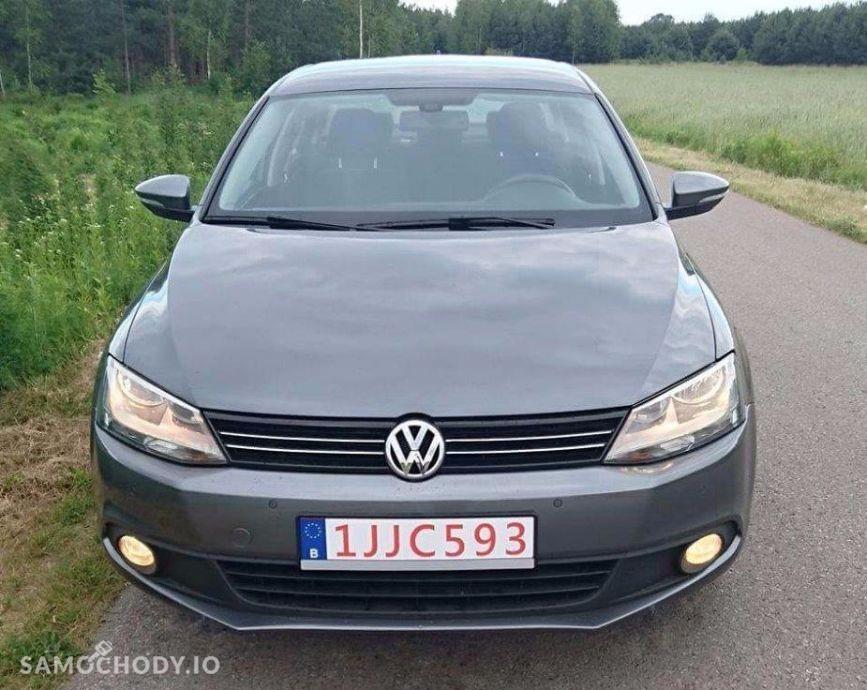 Volkswagen Jetta Comfortline 4