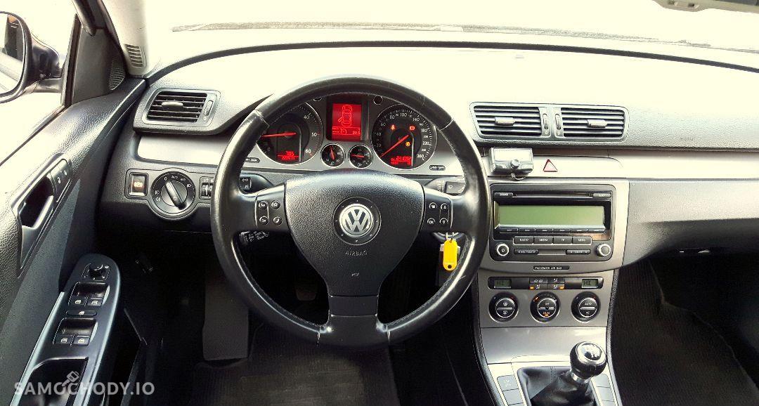 Volkswagen Passat 1,9 TDI Bezwypadkowy z udokumentowanym przebiegiem 22